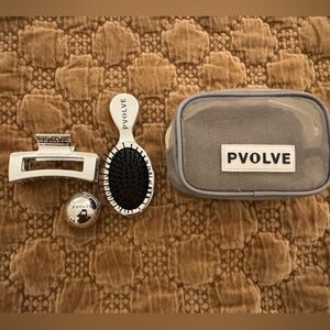 P.volve Hair Accessories Set with Case NWT